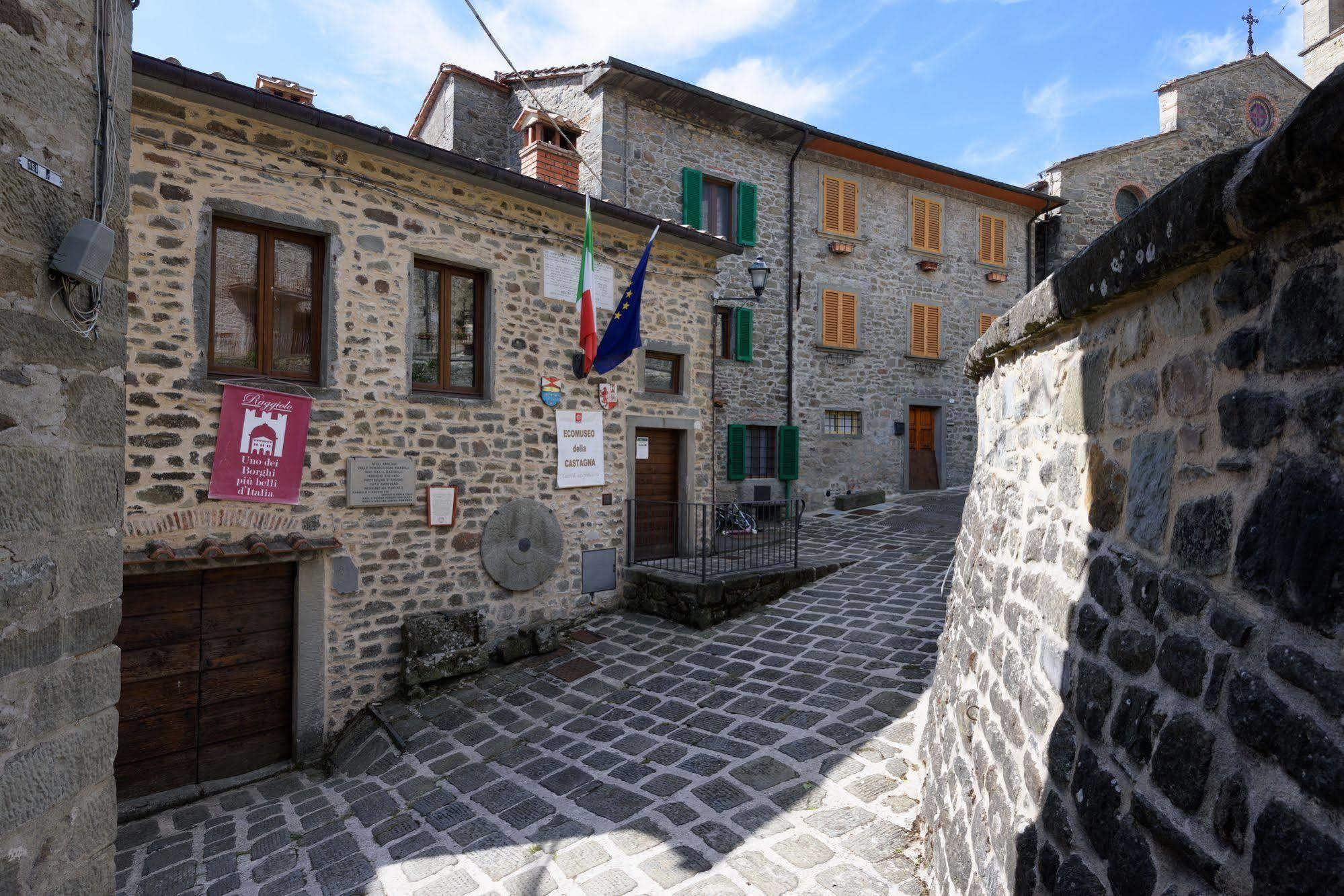 Borgo Dei Corsi Holiday House Reggiolo Exterior photo