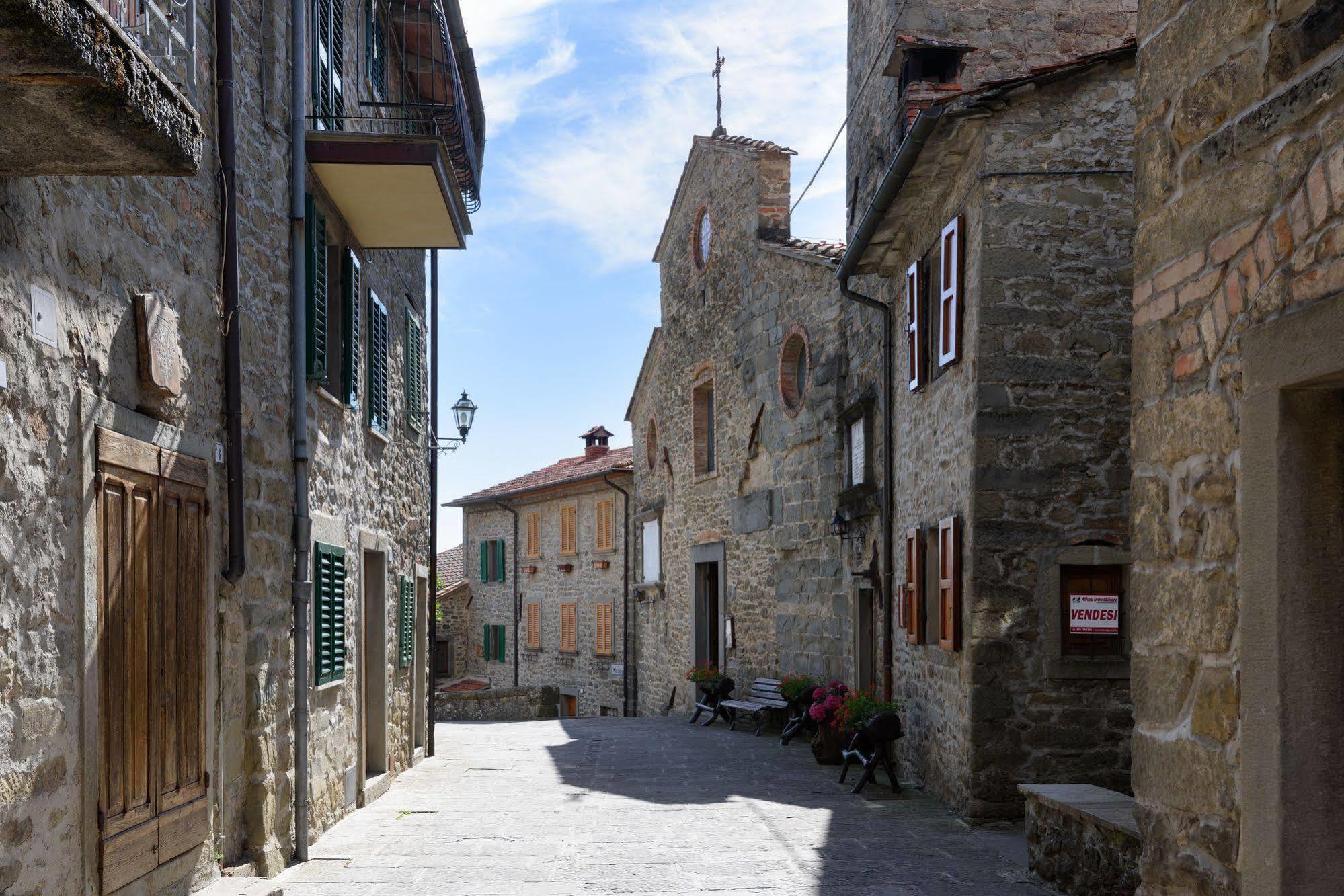 Borgo Dei Corsi Holiday House Reggiolo Exterior photo